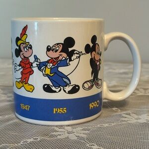 ‘Mickey Draws Mickey’ mug by Applause